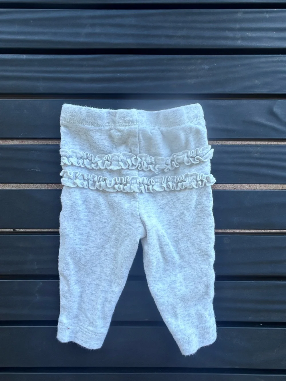 Carter's Light Gray Ruffle Butt Leggings
